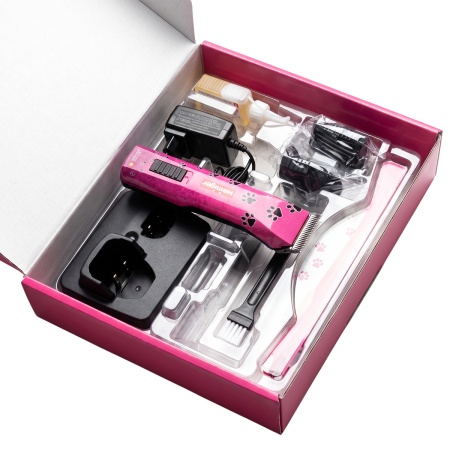 Машинка Heiniger Saphir Pink для стрижки животных, собак, кошек с 2-я аккумуляторами и лезвием #10 1